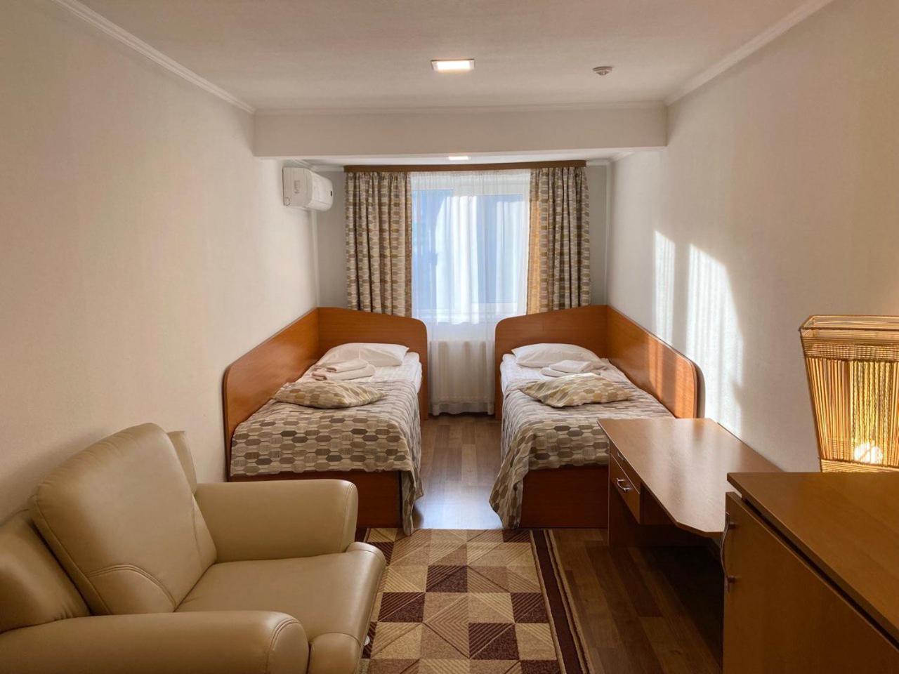 Hotel Europa Truskavets Dış mekan fotoğraf