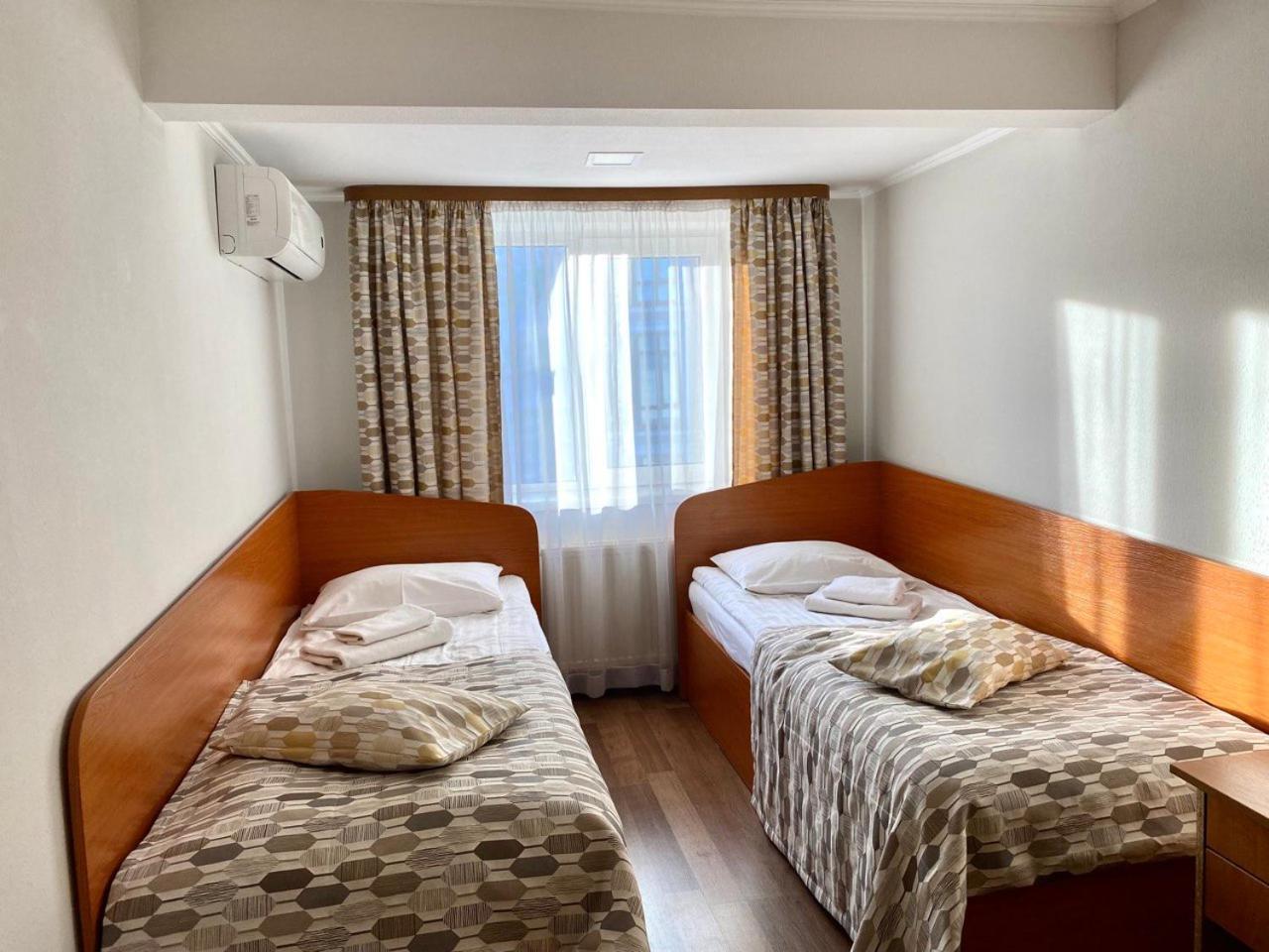 Hotel Europa Truskavets Dış mekan fotoğraf