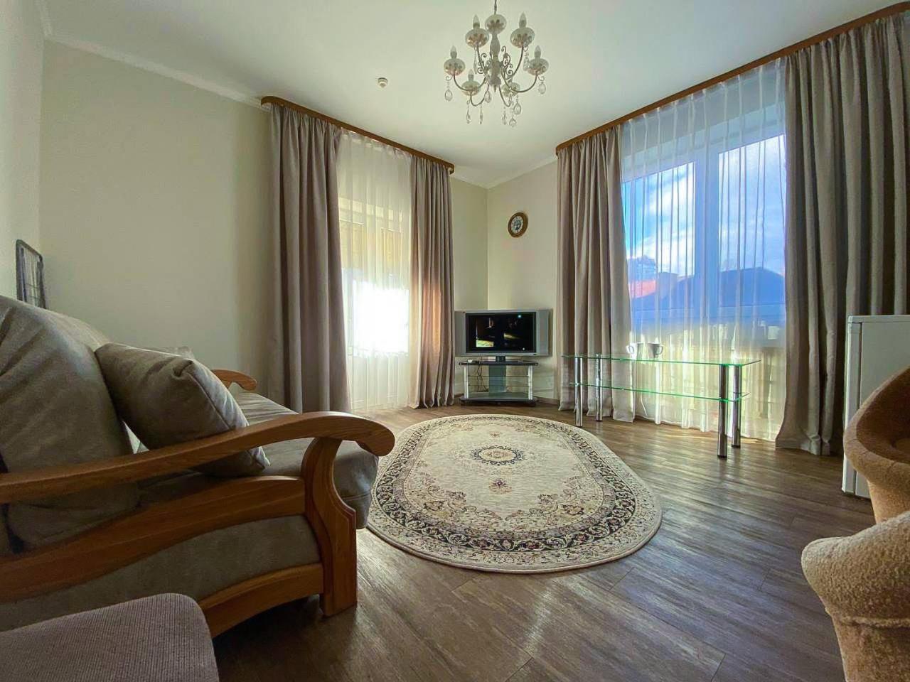 Hotel Europa Truskavets Dış mekan fotoğraf