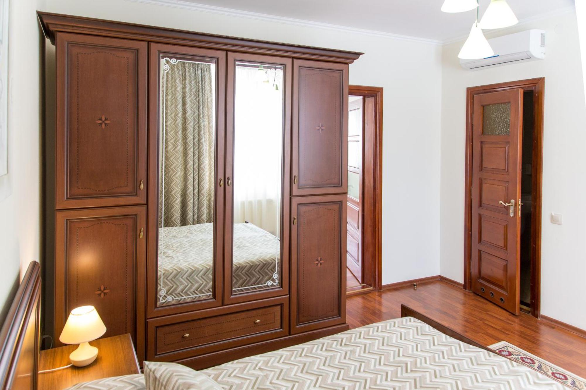 Hotel Europa Truskavets Dış mekan fotoğraf