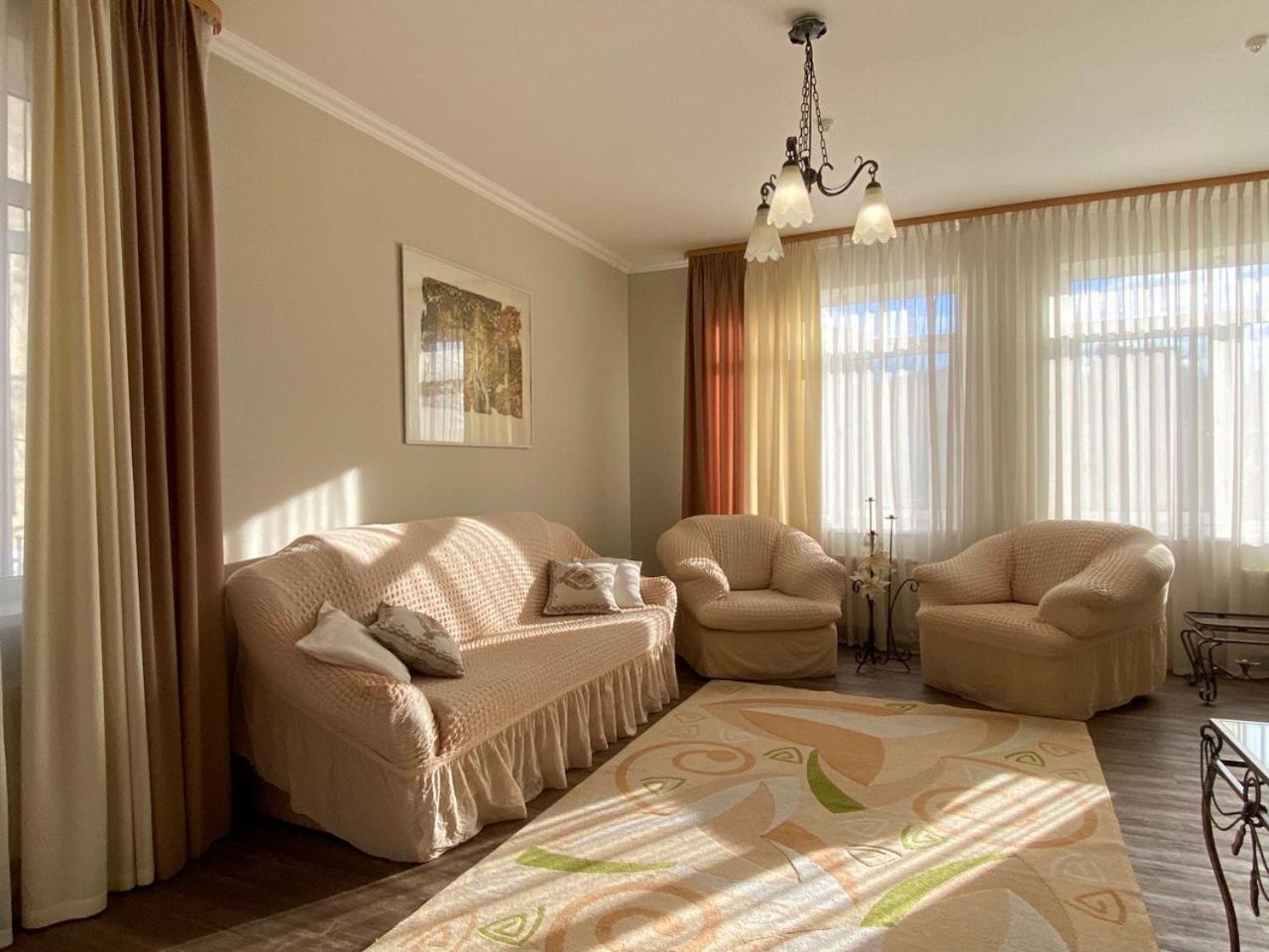 Hotel Europa Truskavets Dış mekan fotoğraf