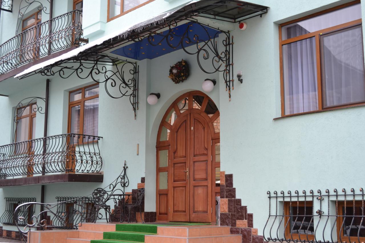 Hotel Europa Truskavets Dış mekan fotoğraf